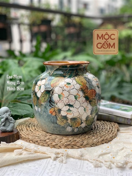 Bình gốm - dáng lu - vẽ hoa lê trắng lá xanh